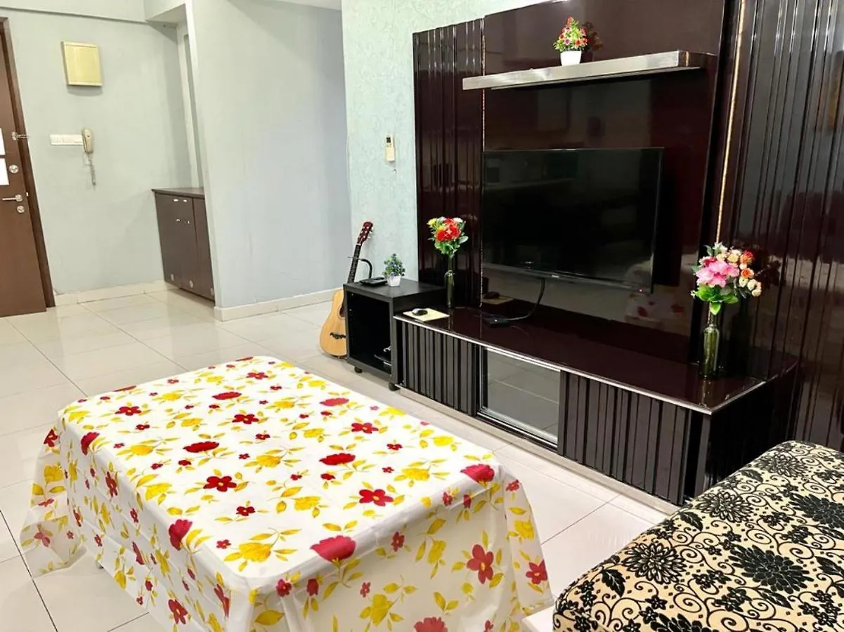 Hostel Regalia Skypool Klcc Kuala Lumpur