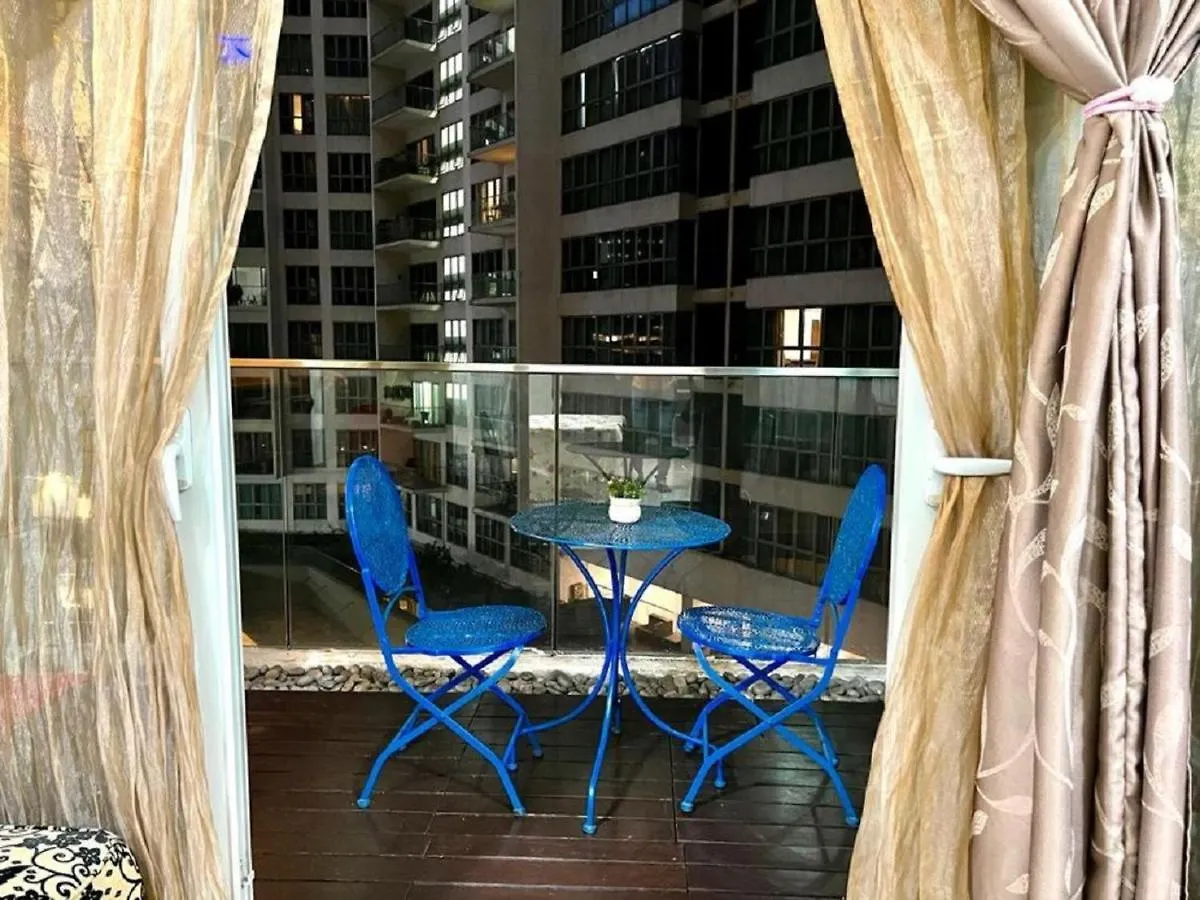 Hostel Regalia Skypool Klcc Kuala Lumpur